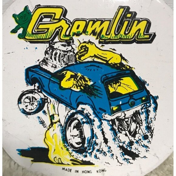 Gremlin AMC Button Pin 1970s 3.25" Diameter Blue Yellow - Picture 2 of 4